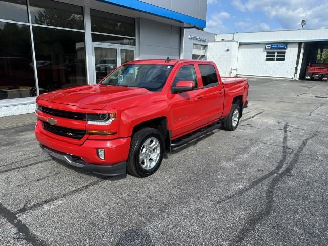 Used 2018 Chevrolet Silverado 1500 LT Z71 with VIN 3GCUKREC8JG299379 for sale in Conneaut, OH