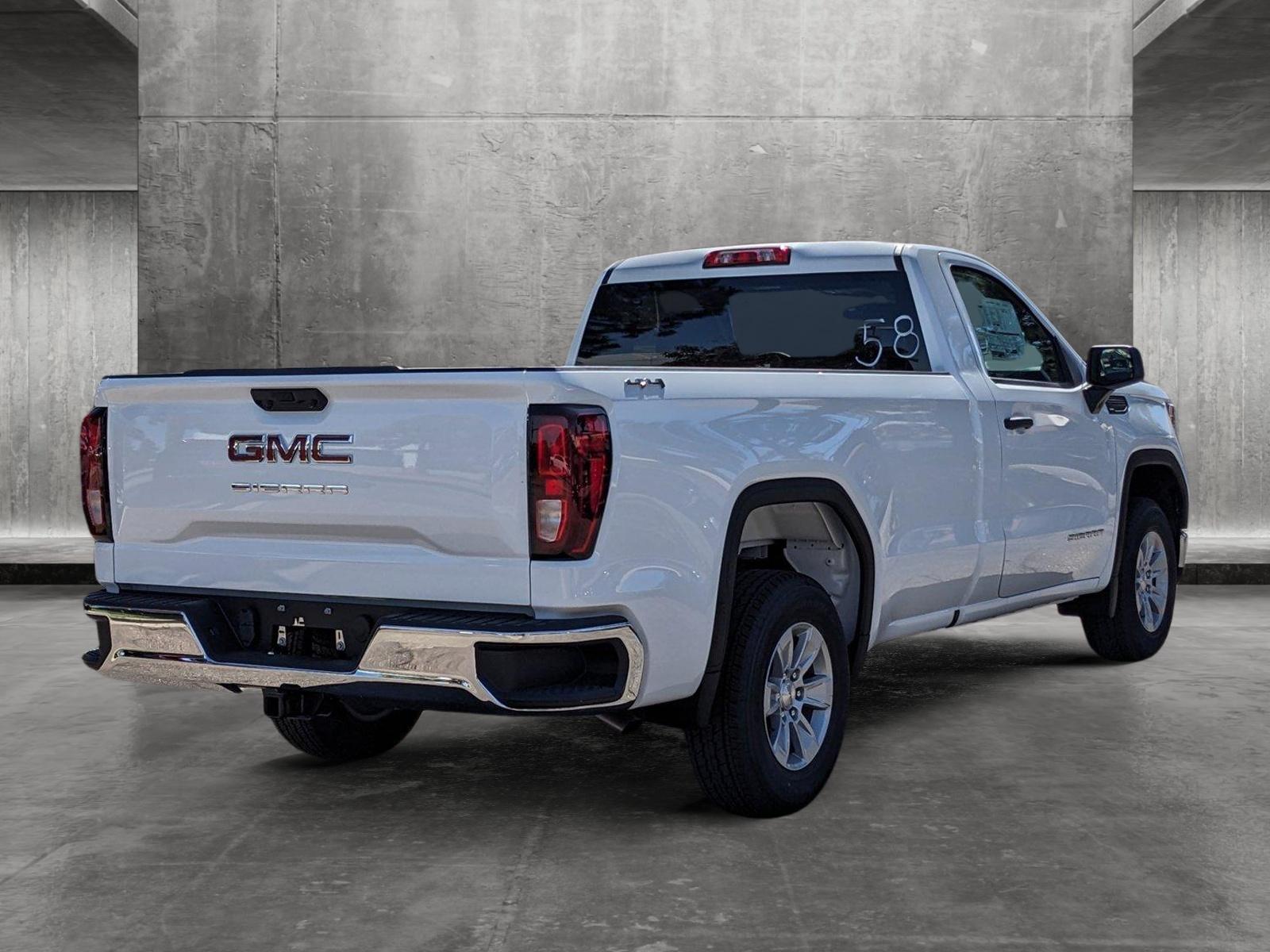 2024 GMC Sierra 1500 Vehicle Photo in GOLDEN, CO 80401-3850