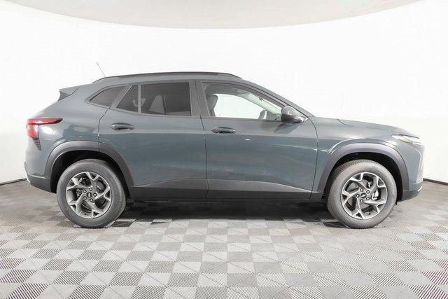 2025 Chevrolet Trax Vehicle Photo in PUYALLUP, WA 98371-4149