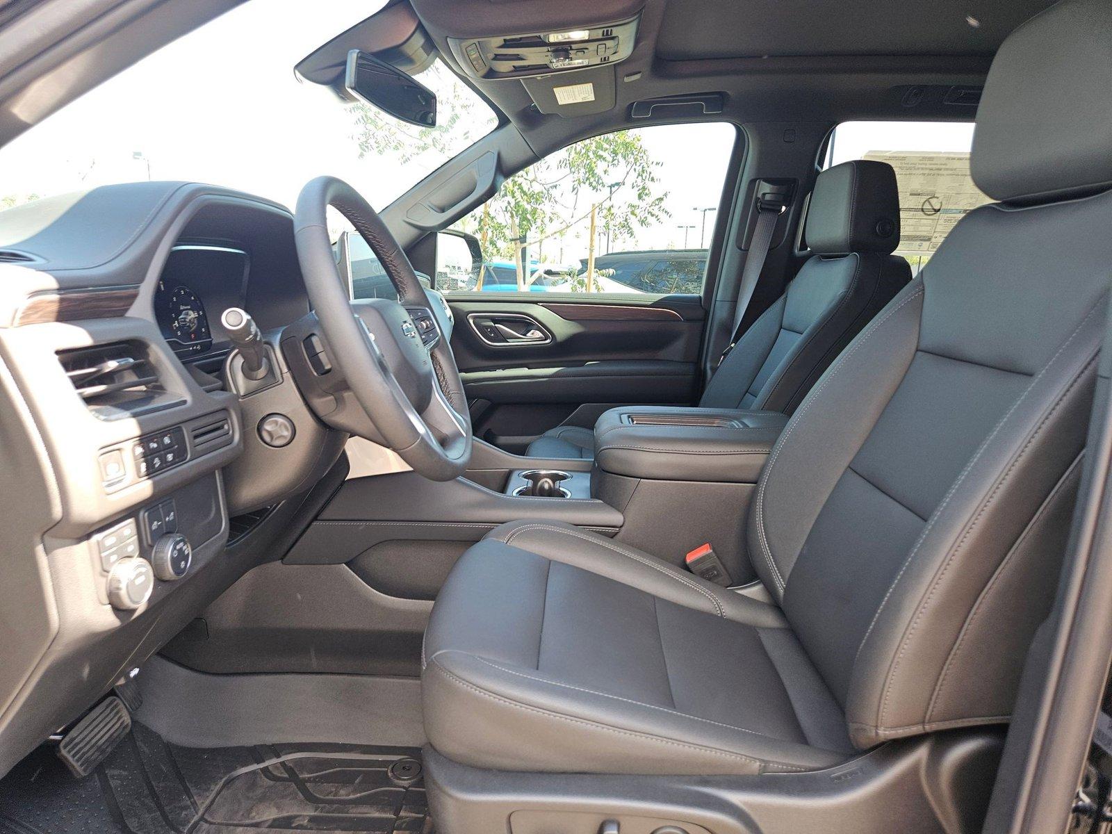 2024 Chevrolet Tahoe Vehicle Photo in PEORIA, AZ 85382-3715