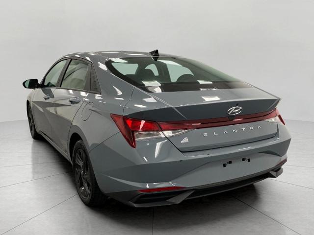 2021 Hyundai ELANTRA Vehicle Photo in Appleton, WI 54913