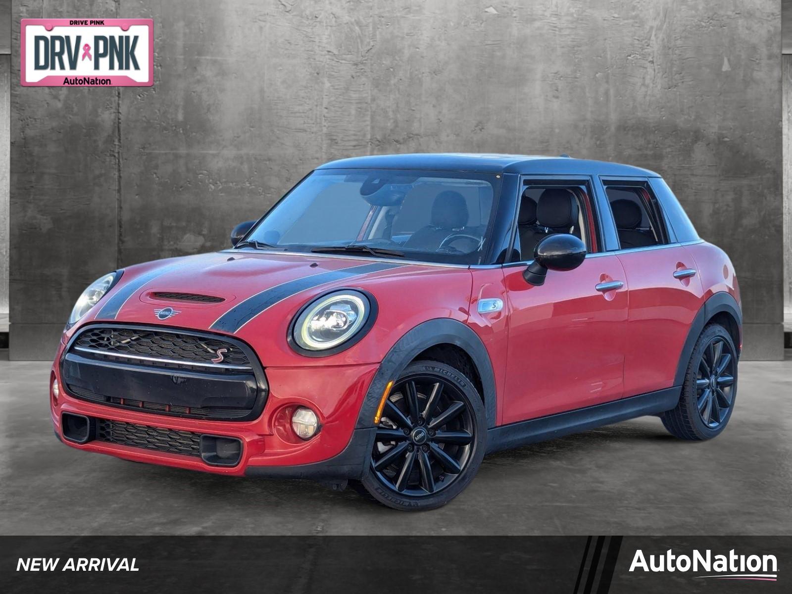 2019 MINI Hardtop 4 Door Vehicle Photo in MIAMI, FL 33172-3015