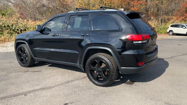 2018 Jeep Grand Cherokee Vehicle Photo in MOON TOWNSHIP, PA 15108-2571