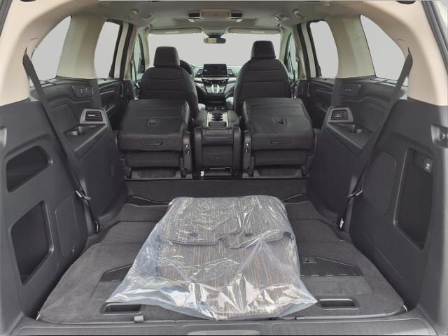 2025 Honda Odyssey Vehicle Photo in Oshkosh, WI 54904