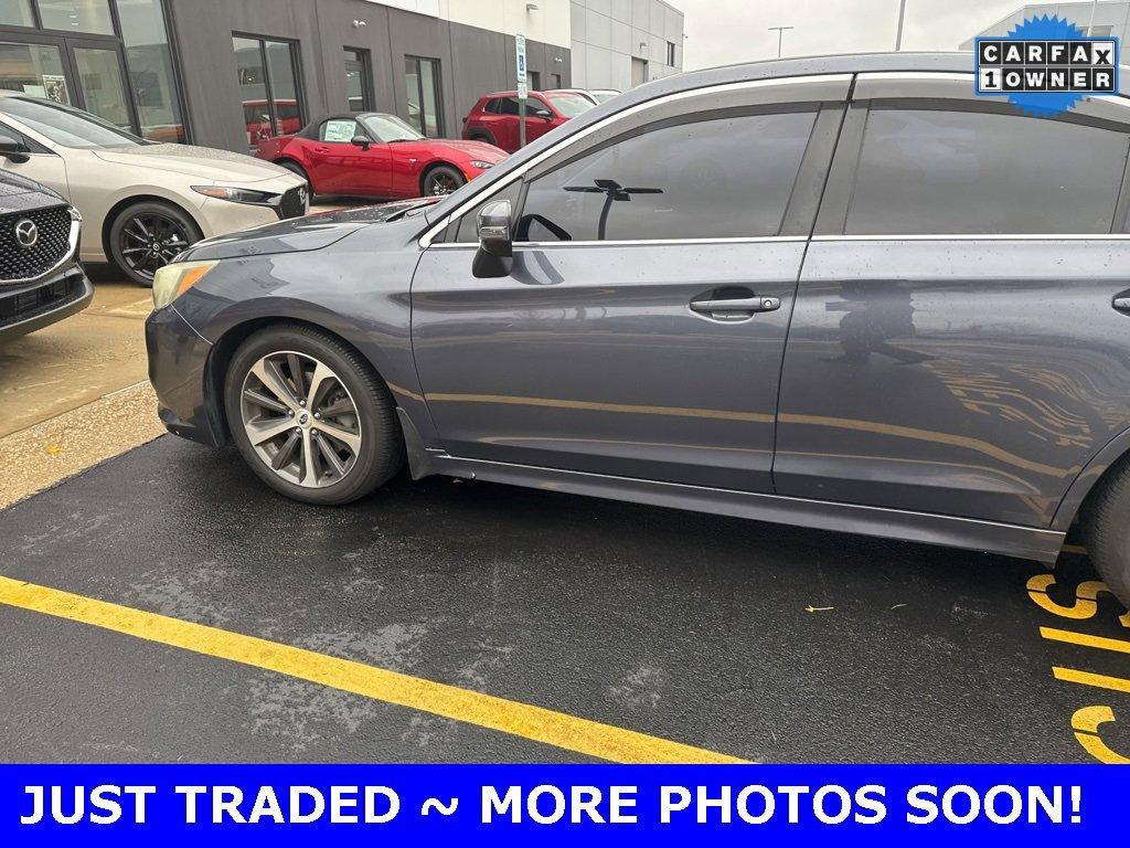 2015 Subaru Legacy Vehicle Photo in Saint Charles, IL 60174