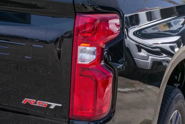 2024 Chevrolet Silverado 1500 Vehicle Photo in VENTURA, CA 93003-8585