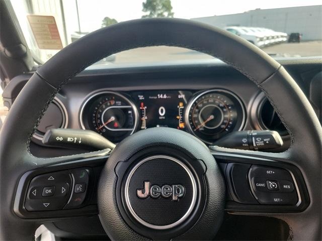 2023 Jeep Gladiator Vehicle Photo in BERLIN, MD 21811-1121