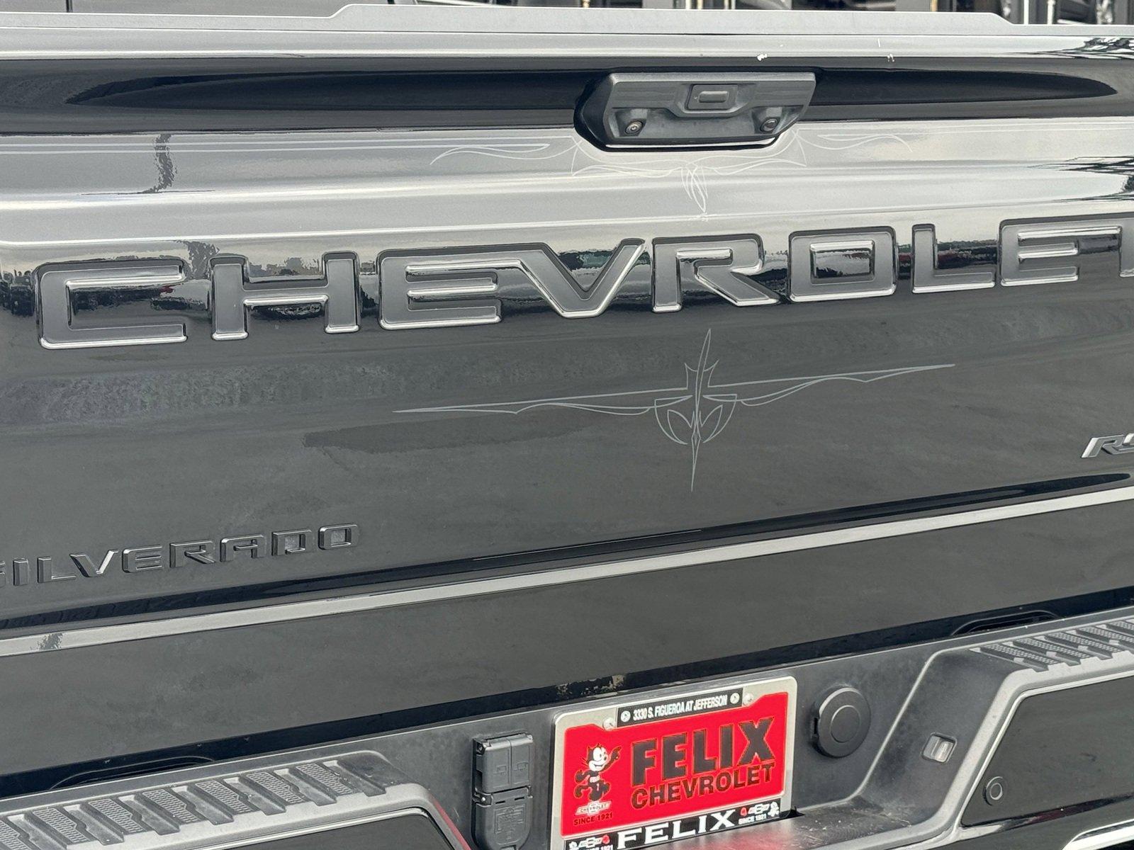 2022 Chevrolet Silverado 1500 Vehicle Photo in LOS ANGELES, CA 90007-3794