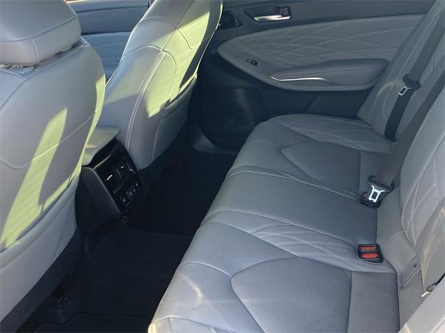 2022 Toyota Avalon Vehicle Photo in GOODYEAR, AZ 85338-1310