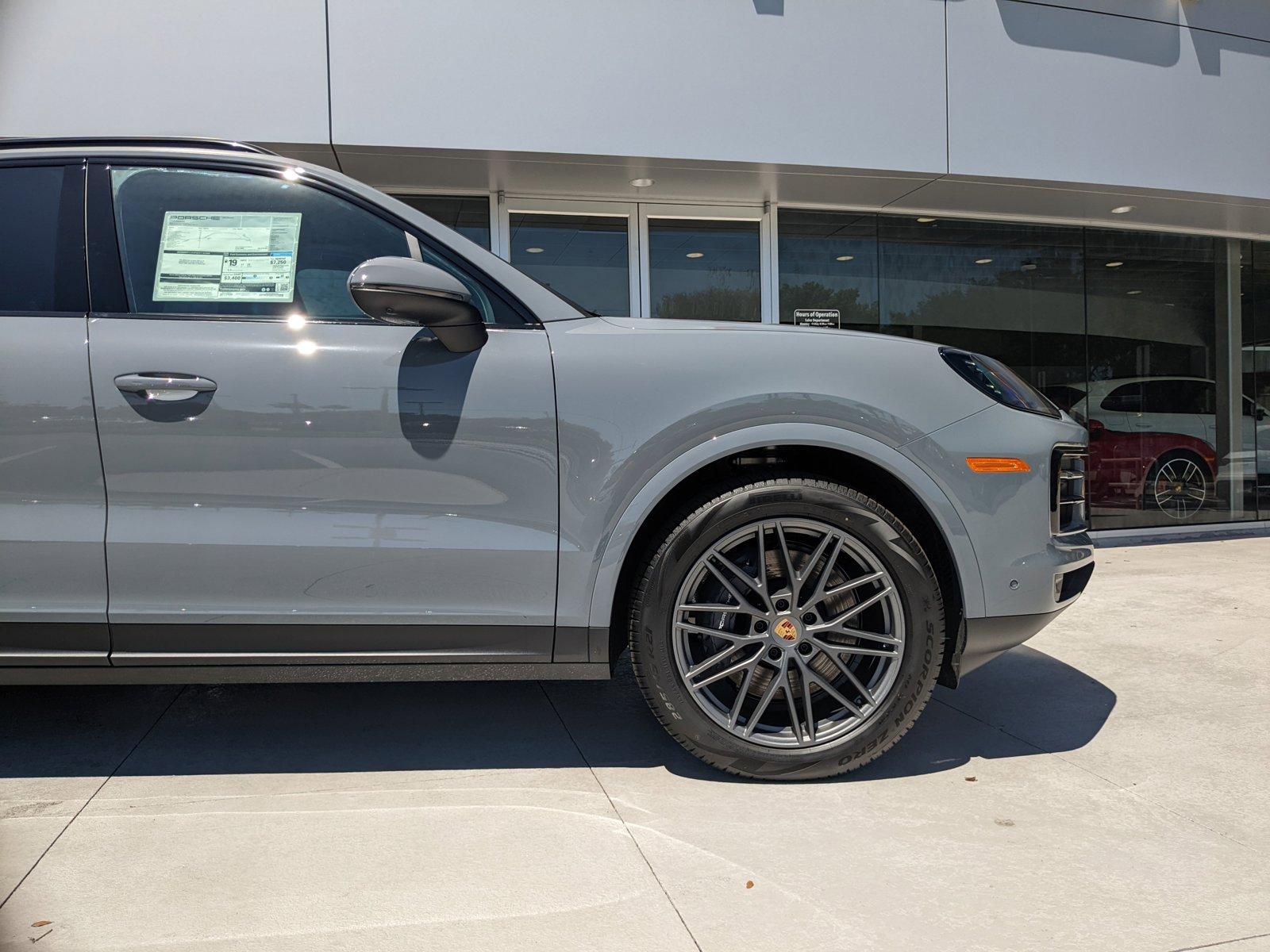 2024 Porsche Cayenne Vehicle Photo in Maitland, FL 32751