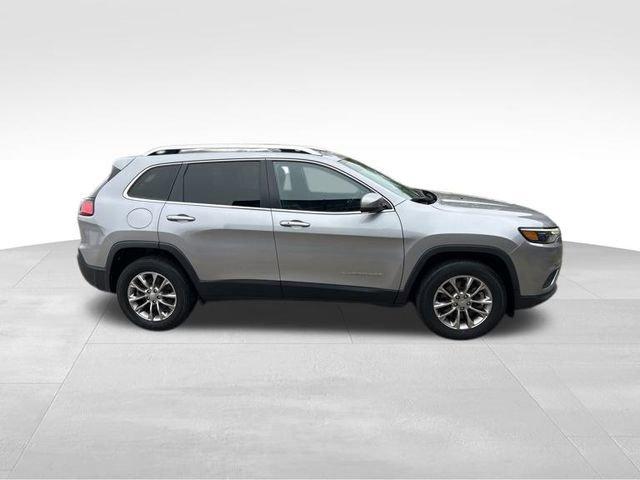 2021 Jeep Cherokee Vehicle Photo in MEDINA, OH 44256-9631