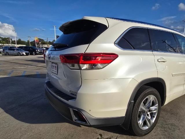 2018 Toyota Highlander Vehicle Photo in LAFAYETTE, LA 70503-4541