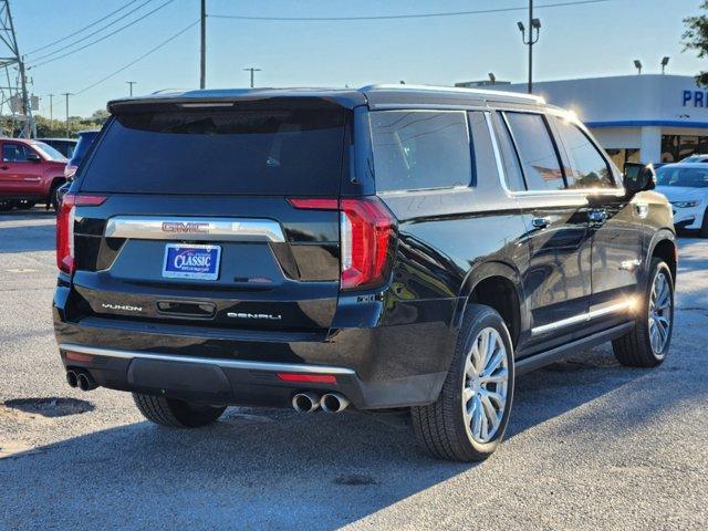 2023 GMC Yukon XL Vehicle Photo in SUGAR LAND, TX 77478-0000