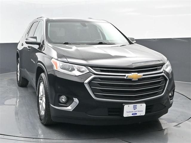 Used 2021 Chevrolet Traverse 1LT with VIN 1GNEVGKW0MJ210445 for sale in Whitehall, WV