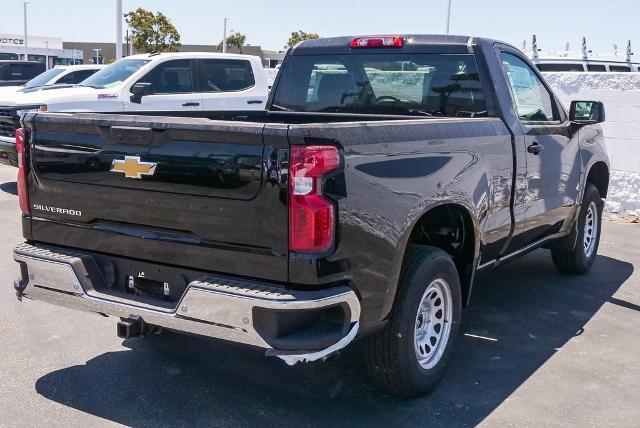 2024 Chevrolet Silverado 1500 Vehicle Photo in VENTURA, CA 93003-8585