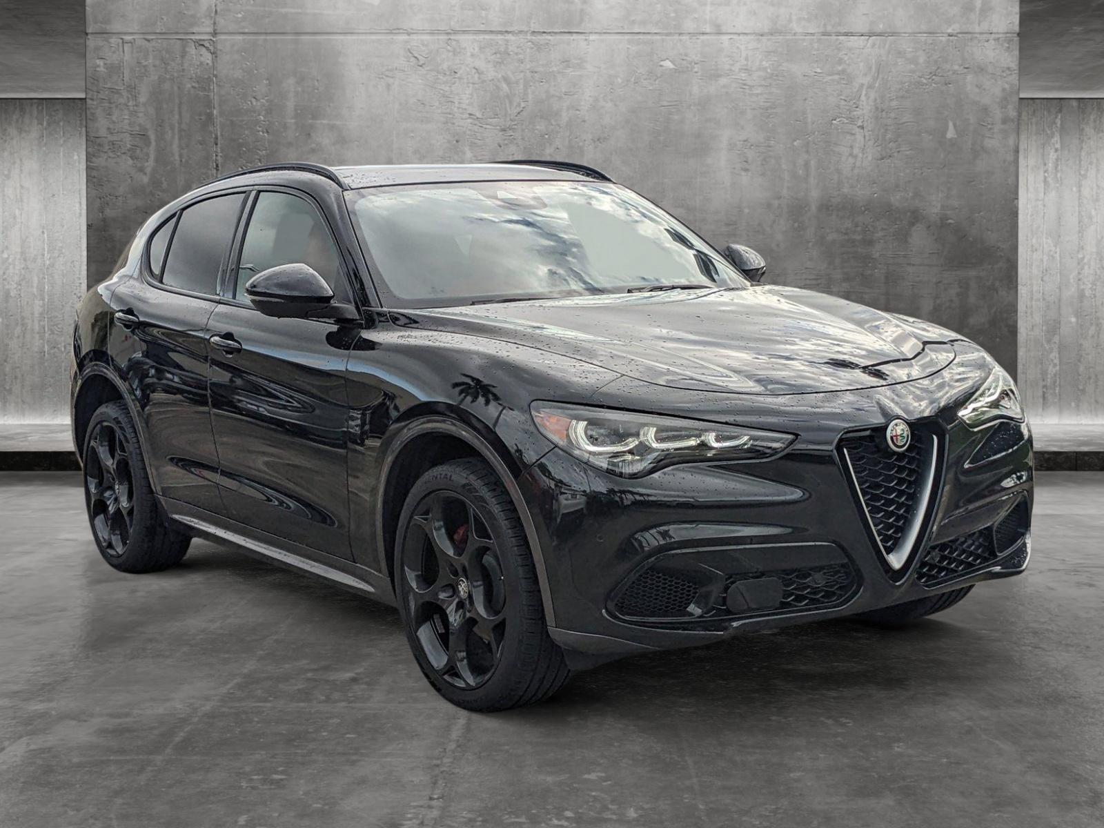 2024 Alfa Romeo Stelvio Vehicle Photo in MIAMI, FL 33172-3015