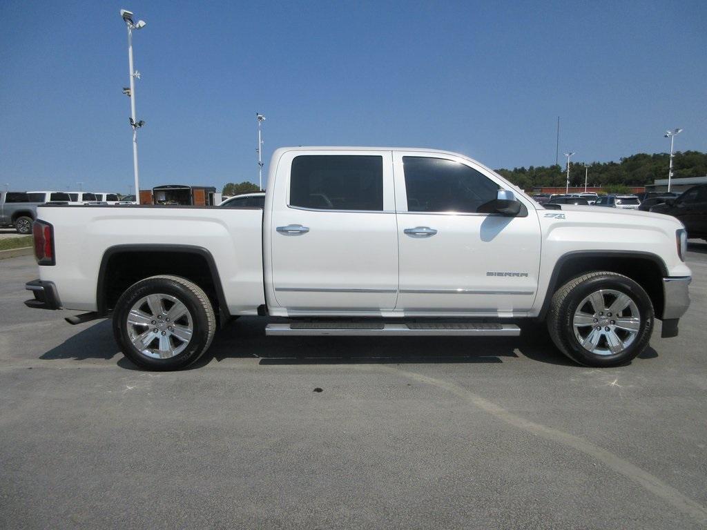 Used 2018 GMC Sierra 1500 SLT with VIN 3GTU2NEJ1JG559029 for sale in Collinsville, IL