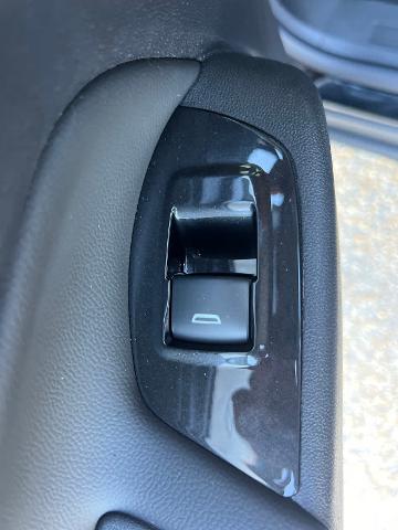 2024 Chevrolet Equinox Vehicle Photo in DUNN, NC 28334-8900