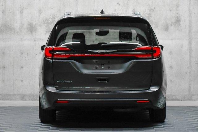 2022 Chrysler Pacifica Vehicle Photo in EVERETT, WA 98203-5662