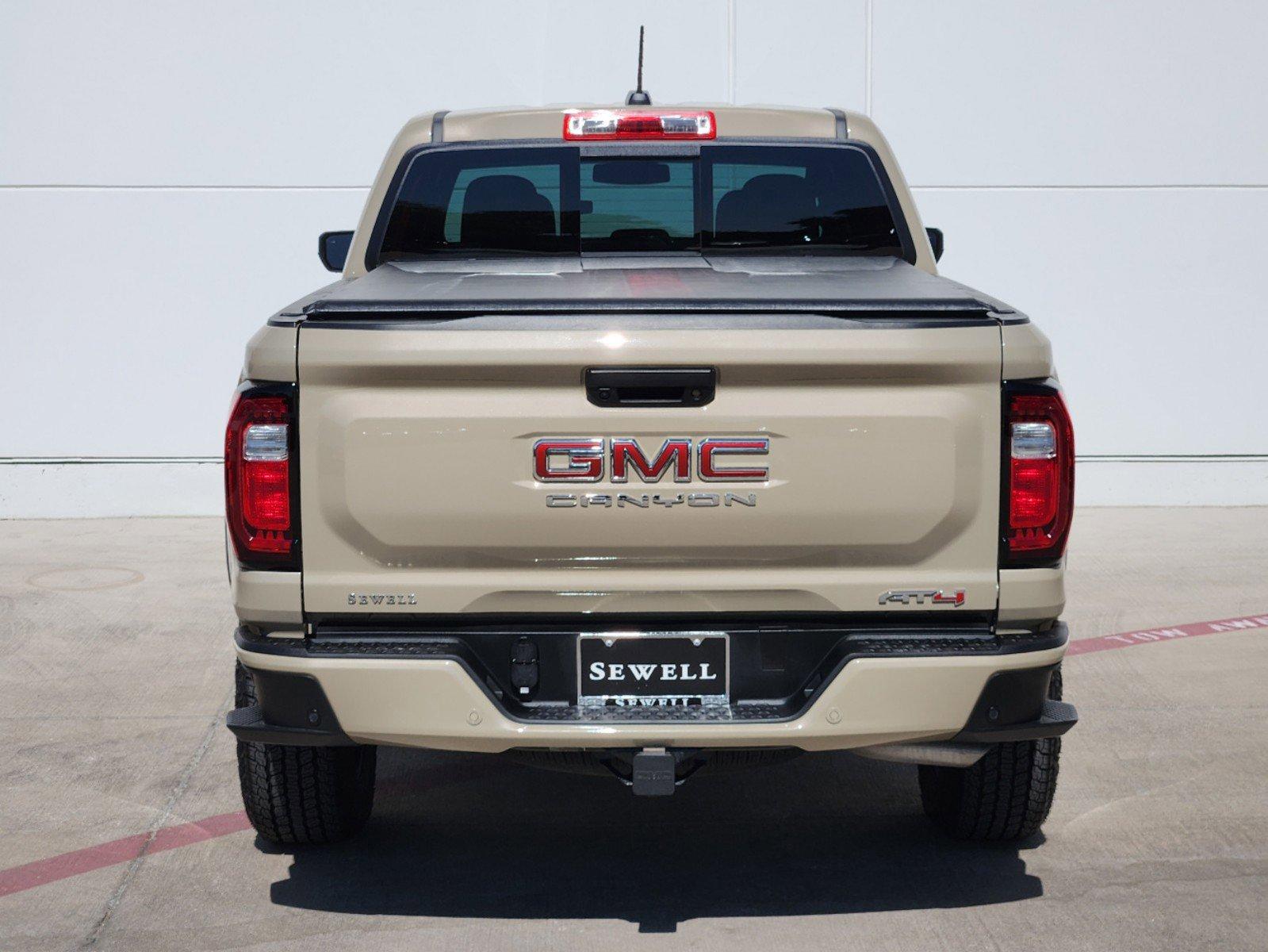 2024 GMC Canyon Vehicle Photo in GRAPEVINE, TX 76051-8302