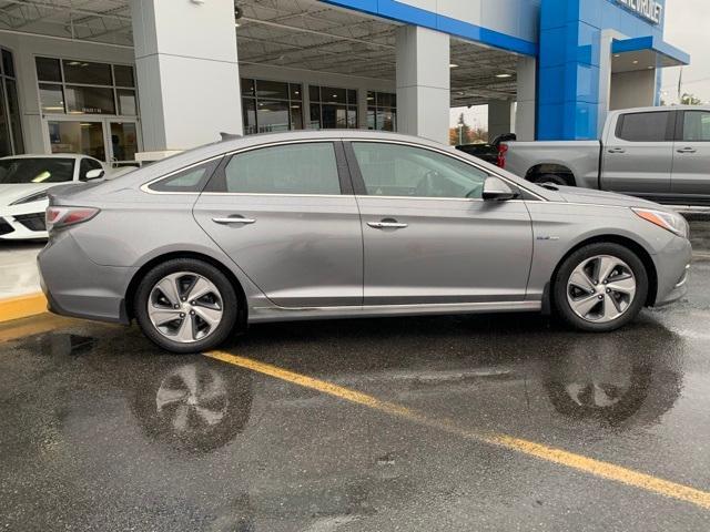 2017 Hyundai Sonata Hybrid Vehicle Photo in POST FALLS, ID 83854-5365