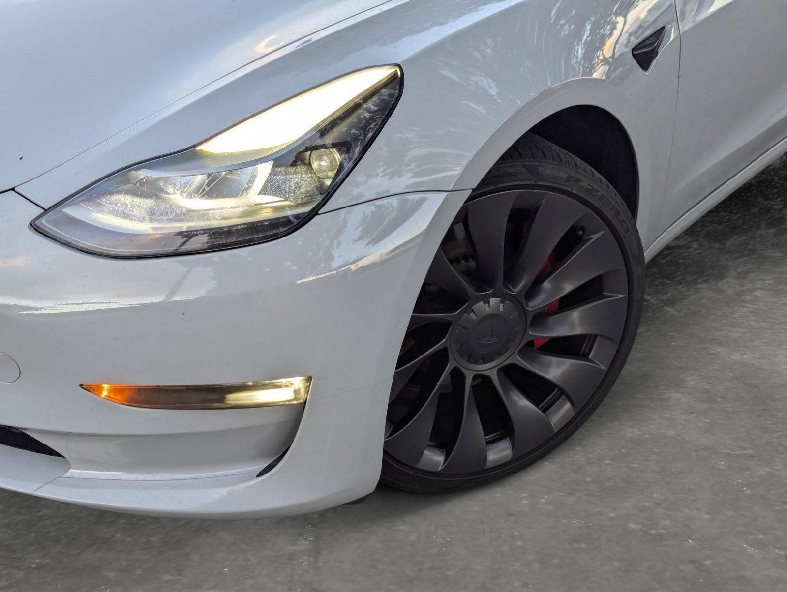 2022 Tesla Model 3 Vehicle Photo in PEMBROKE PINES, FL 33024-6534