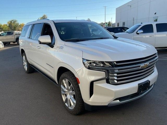 2022 Chevrolet Suburban Vehicle Photo in ENGLEWOOD, CO 80113-6708