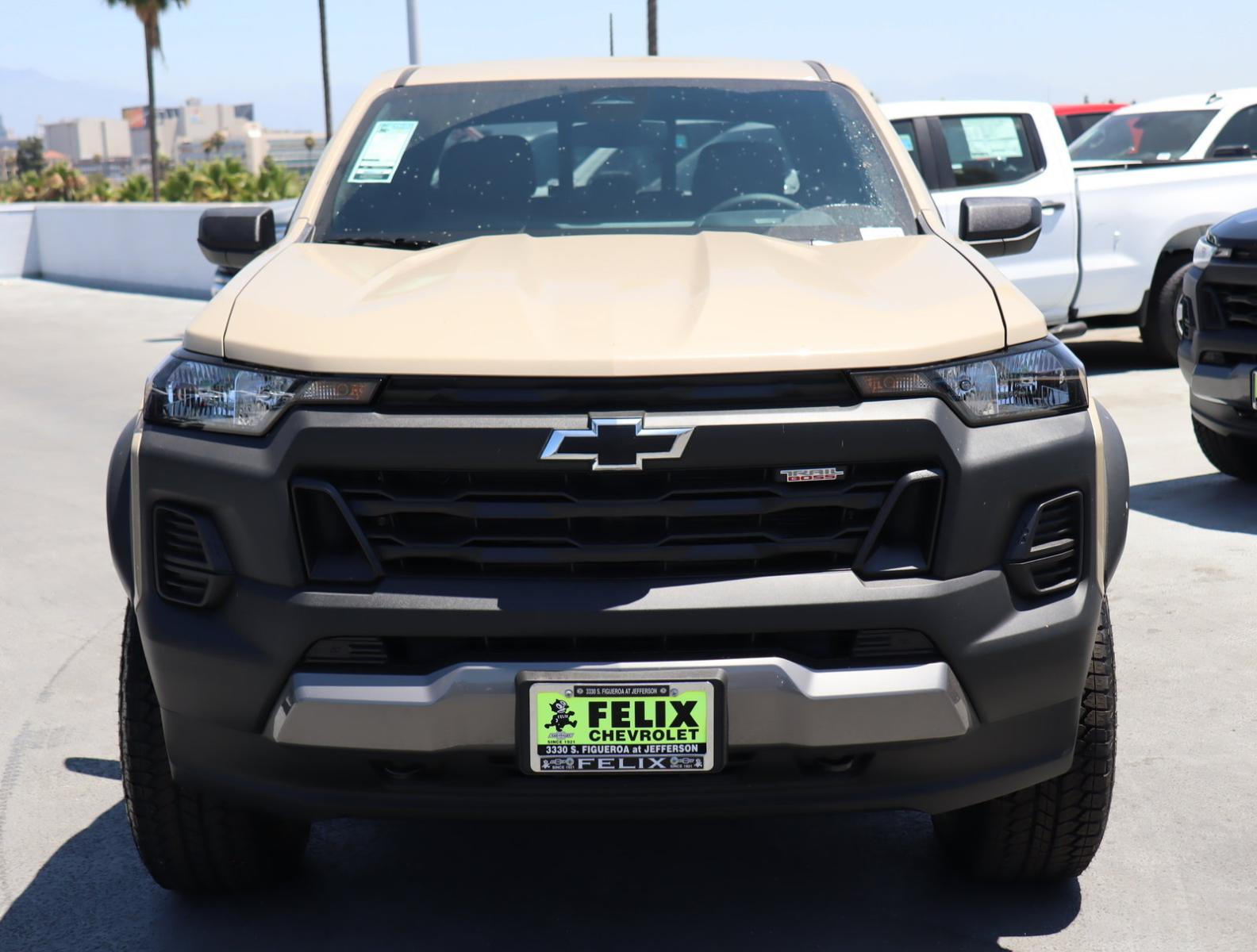 2024 Chevrolet Colorado Vehicle Photo in LOS ANGELES, CA 90007-3794