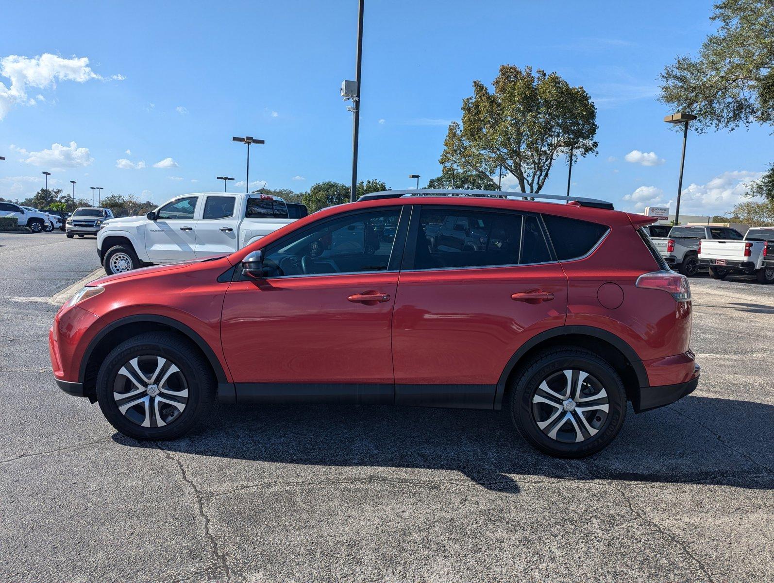 2017 Toyota RAV4 Vehicle Photo in ORLANDO, FL 32812-3021