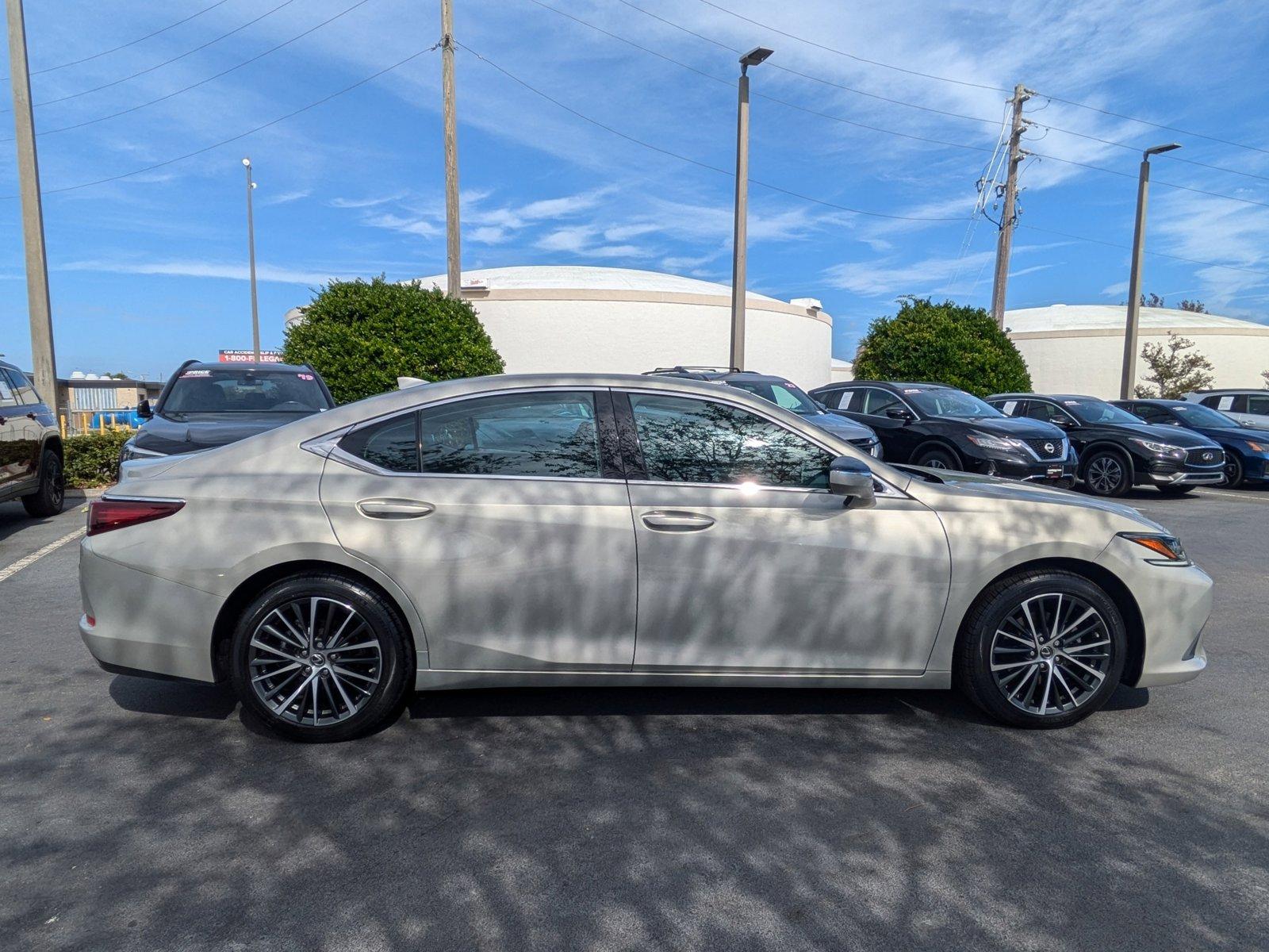 2022 Lexus ES 350 Vehicle Photo in Clearwater, FL 33761