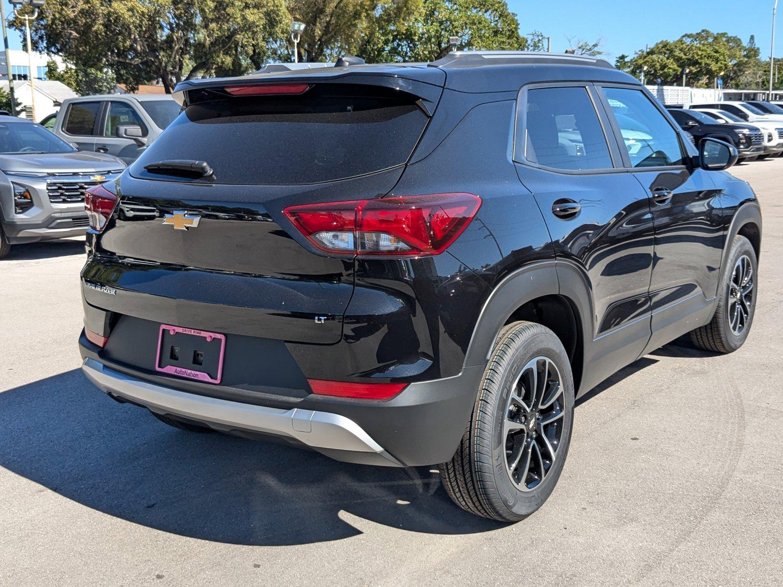 2025 Chevrolet Trailblazer Vehicle Photo in MIAMI, FL 33134-2699