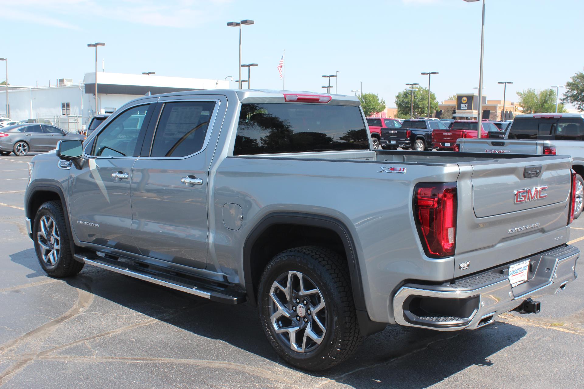 2024 GMC Sierra 1500 Vehicle Photo in AURORA, CO 80012-4011