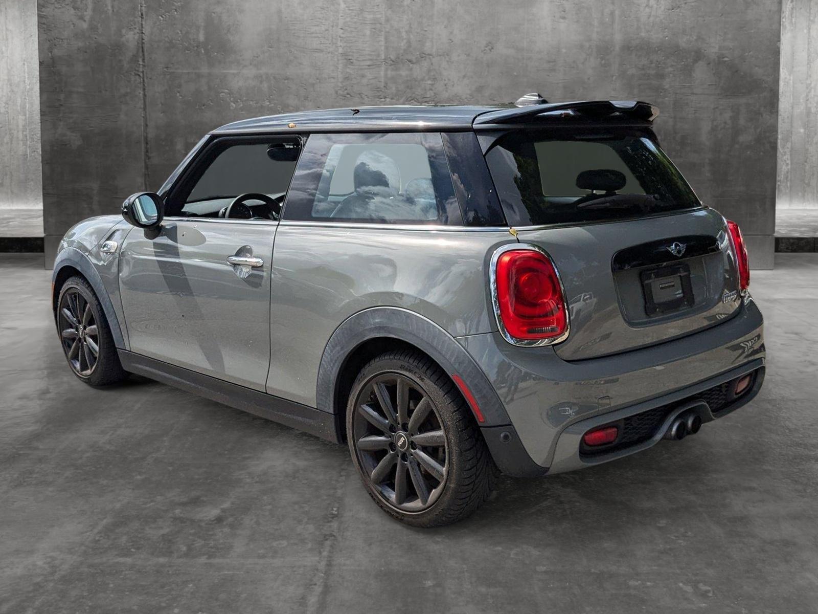 2017 MINI Cooper S Hardtop Vehicle Photo in Pompano Beach, FL 33064