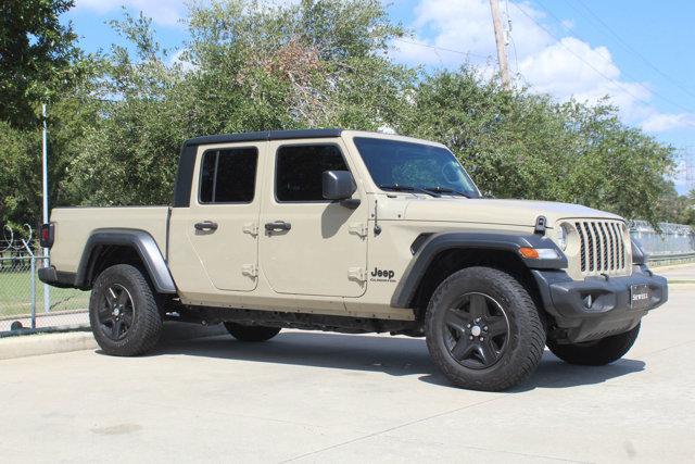 2020 Jeep Gladiator Vehicle Photo in HOUSTON, TX 77090