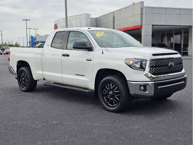 2018 Toyota Tundra 4WD Vehicle Photo in Auburn, AL 36832-6638