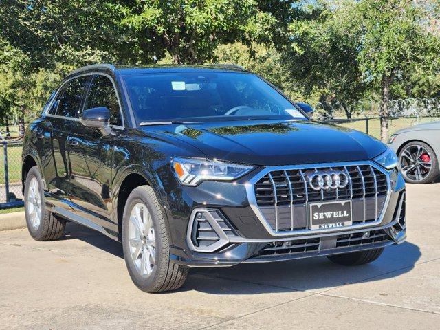 2025 Audi Q3 Vehicle Photo in HOUSTON, TX 77090