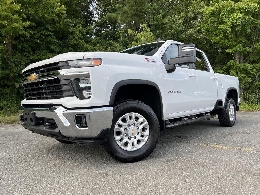 2024 Chevrolet Silverado 2500 HD Vehicle Photo in MONROE, NC 28110-8431