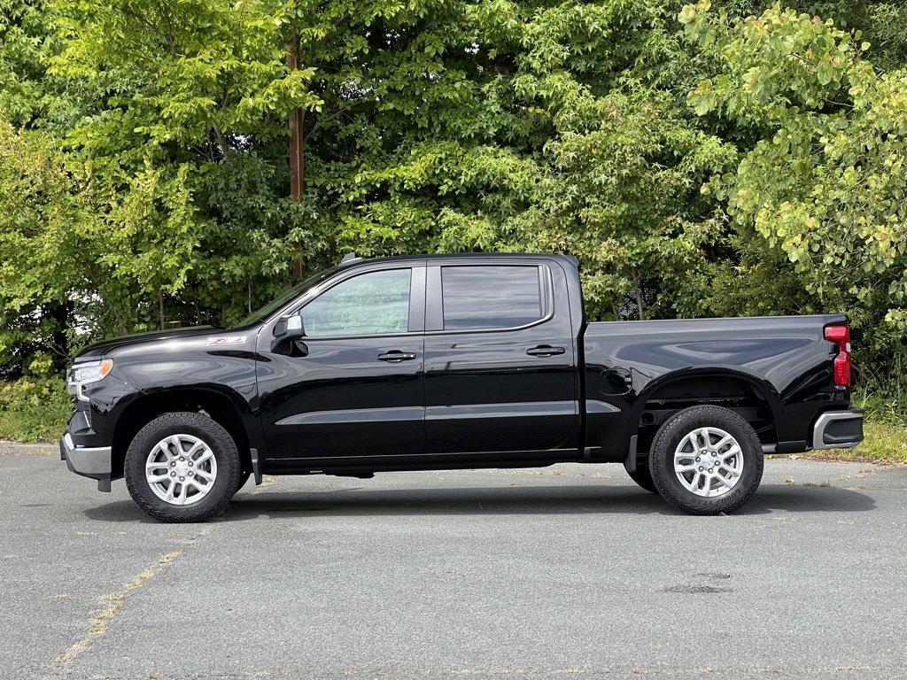 2024 Chevrolet Silverado 1500 Vehicle Photo in MONROE, NC 28110-8431