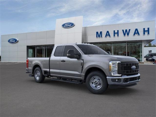 2024 Ford Super Duty F-350 SRW Vehicle Photo in Mahwah, NJ 07430-1343