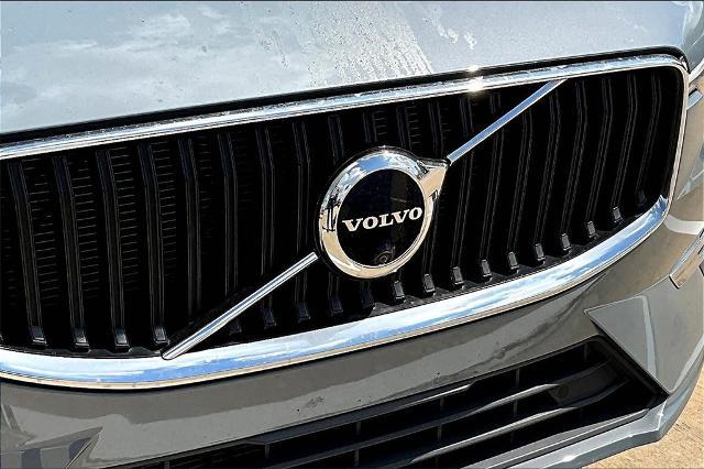 2022 Volvo XC60 Vehicle Photo in Houston, TX 77007