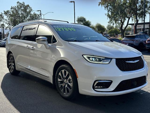 2021 Chrysler Pacifica Vehicle Photo in Tucson, AZ 85712