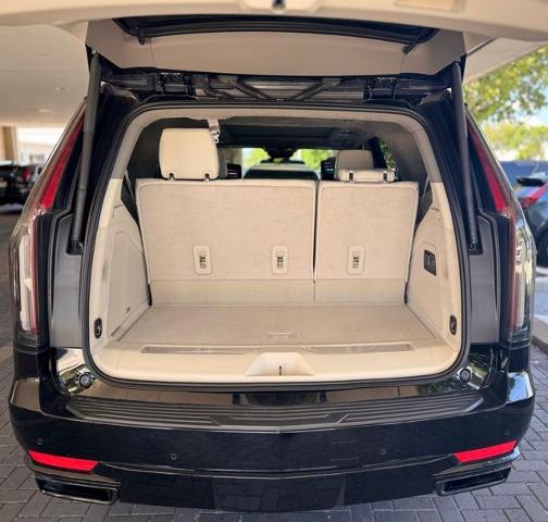 2024 Cadillac Escalade Vehicle Photo in DELRAY BEACH, FL 33483-3294