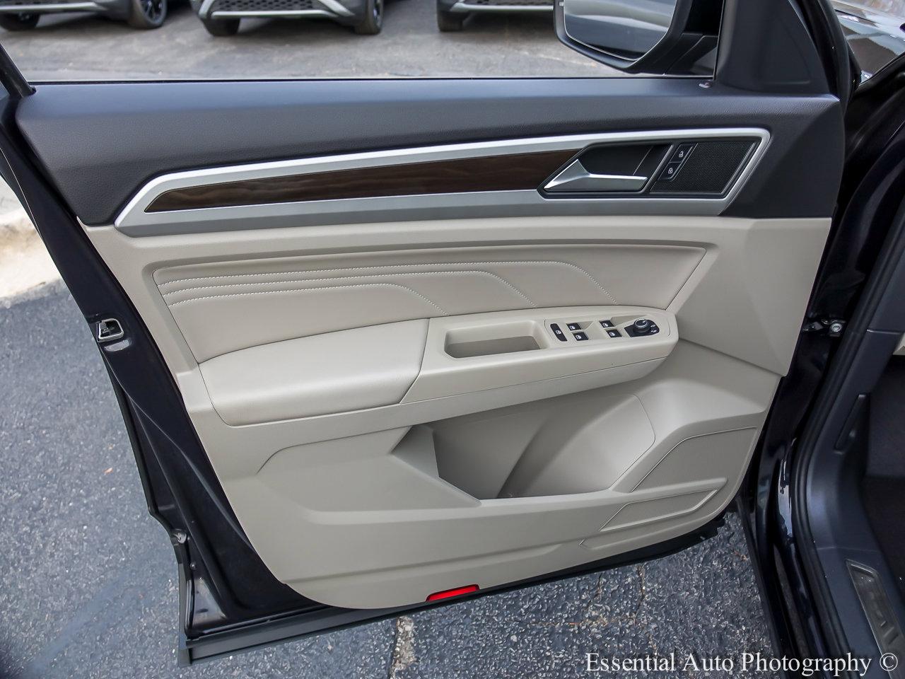 2022 Volkswagen Atlas Vehicle Photo in Plainfield, IL 60586