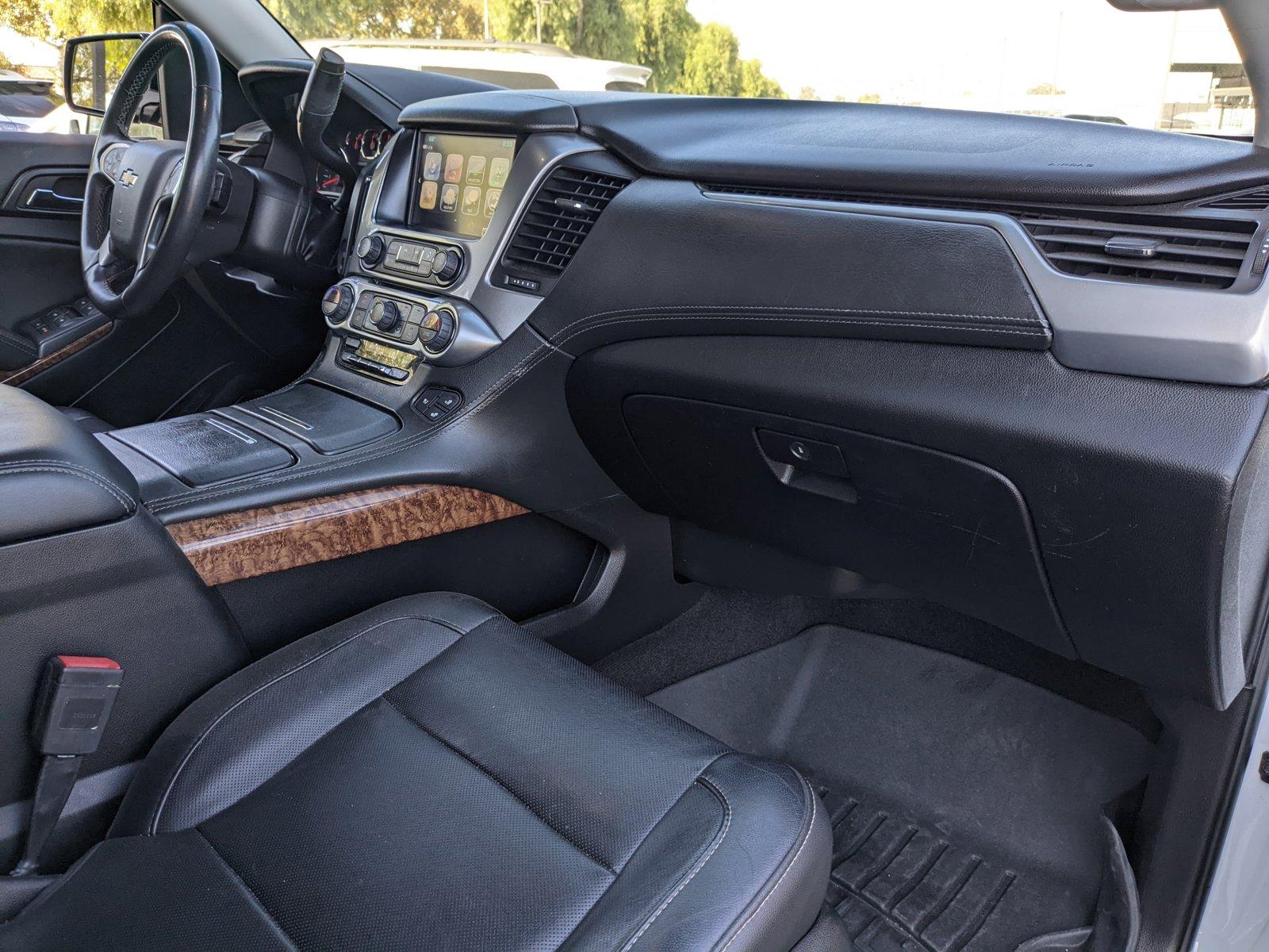 2018 Chevrolet Tahoe Vehicle Photo in VALENCIA, CA 91355-1705