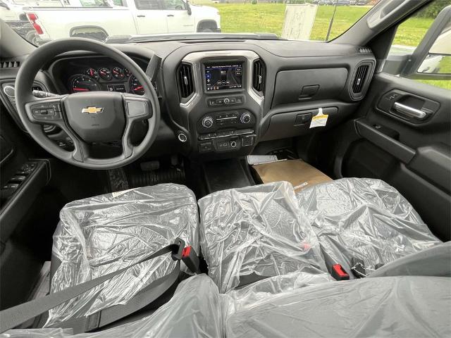 2024 Chevrolet Silverado 3500 HD Vehicle Photo in ALCOA, TN 37701-3235