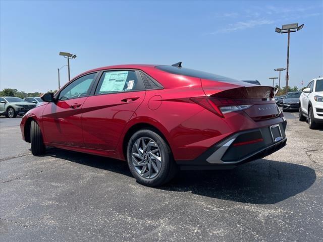 2024 Hyundai ELANTRA Hybrid Vehicle Photo in O'Fallon, IL 62269