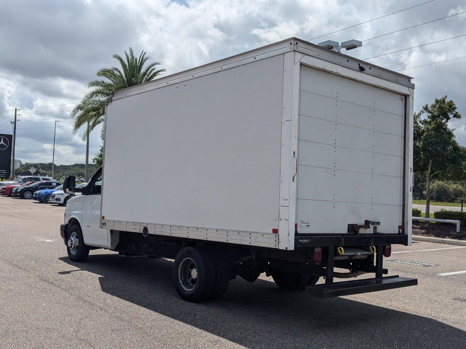 2019 Chevrolet Express Commercial Cutaway Vehicle Photo in Wesley Chapel, FL 33544