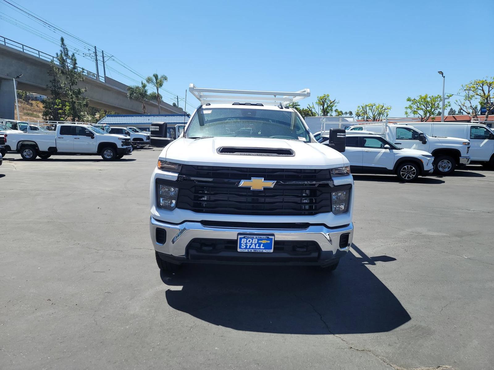 2024 Chevrolet Silverado 3500 HD CC Vehicle Photo in LA MESA, CA 91942-8211