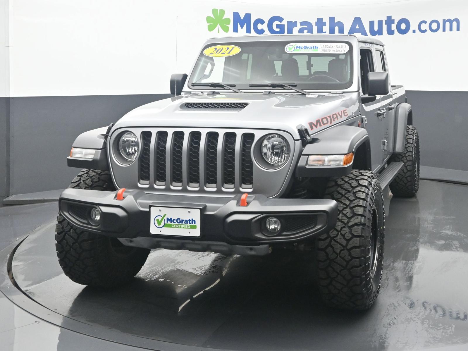 2021 Jeep Gladiator Vehicle Photo in Marion, IA 52302