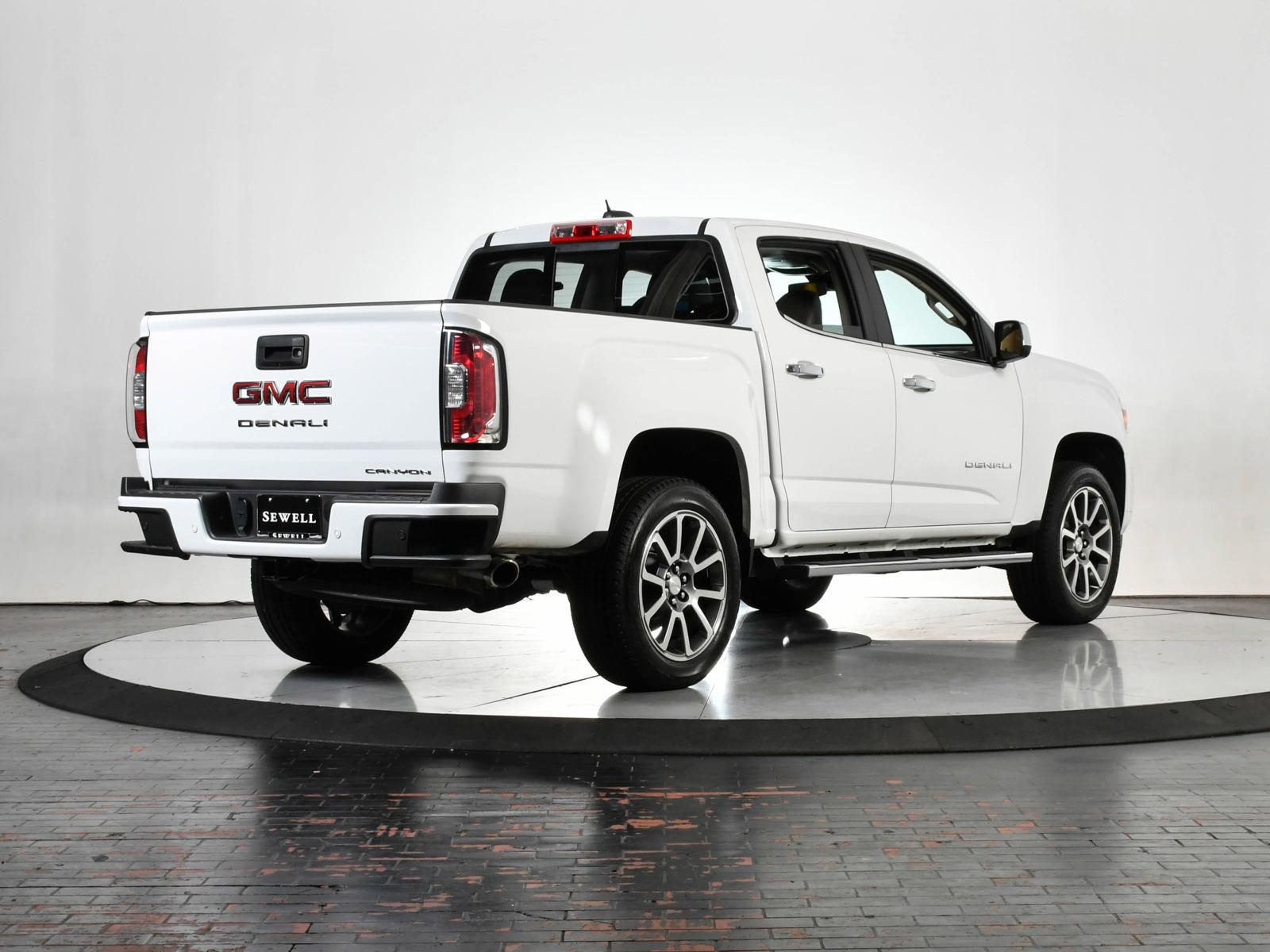 2022 GMC Canyon Vehicle Photo in DALLAS, TX 75235